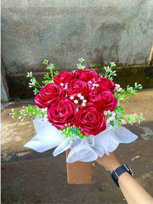 Birthday bouquet hero